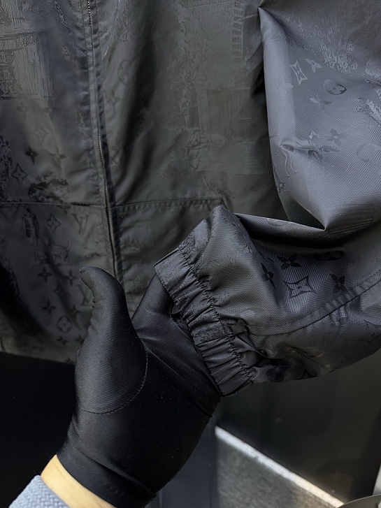 Мужская чёрная ветровка Louis Vuitton Premium