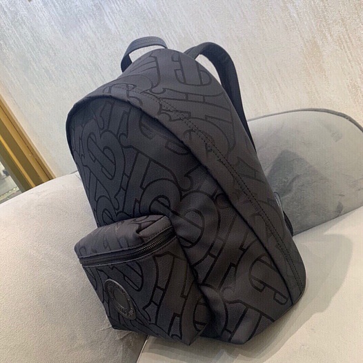 Рюкзак чёрного цвета Burberry TB Monogram Premium 30.5x14.5x42.5 см   