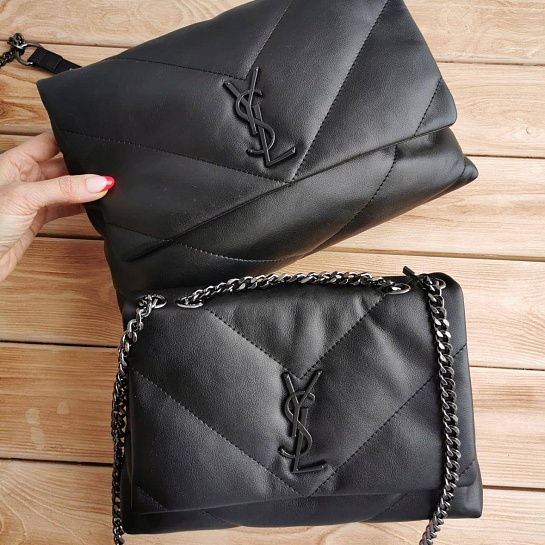 Женская кожаная сумка Yves Saint Laurent Puffer LouLou 30x20 см
