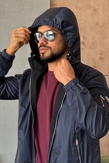 Двусторонняя ветровка Prada   