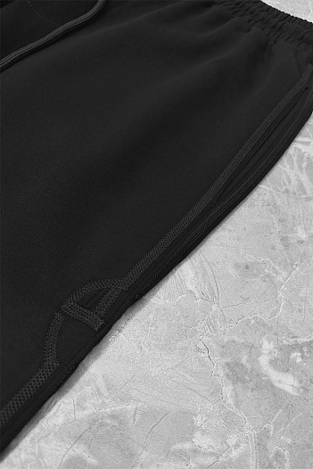 Чёрные спортивные штаны Giorgio Armani   