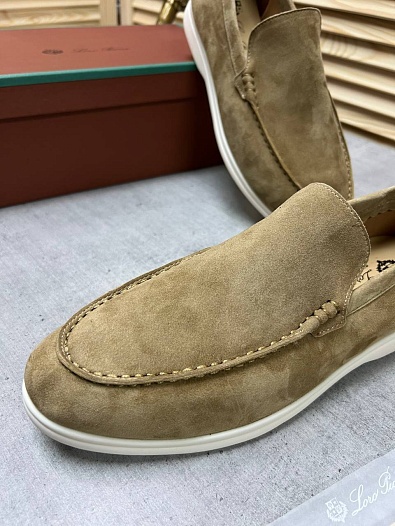 Мужские замшевые лоферы Loro Piana   