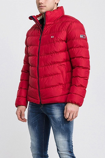 Красная куртка Tommy Hilfiger classic logo-patch   