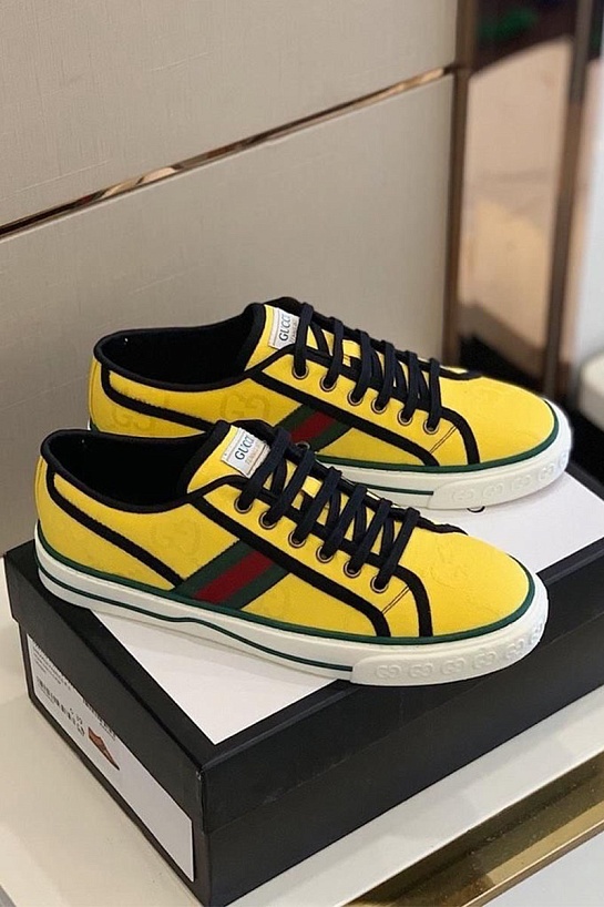 Мужские желтые кроссовки Gucci GG Monogram
