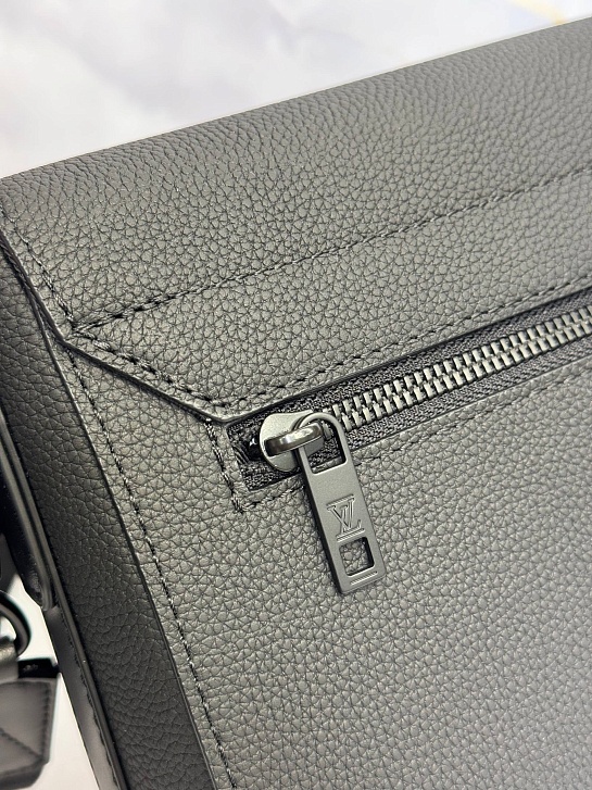 Кожаная сумка Louis Vuitton Takeoff Messenger premium 28x23x10 см