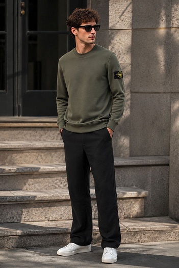 Мужской зелёный свитшот Stone Island с патчем на плече   