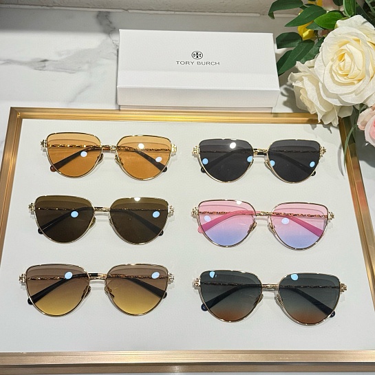 Солнцезащитные очки Tory Burch Cat Eye