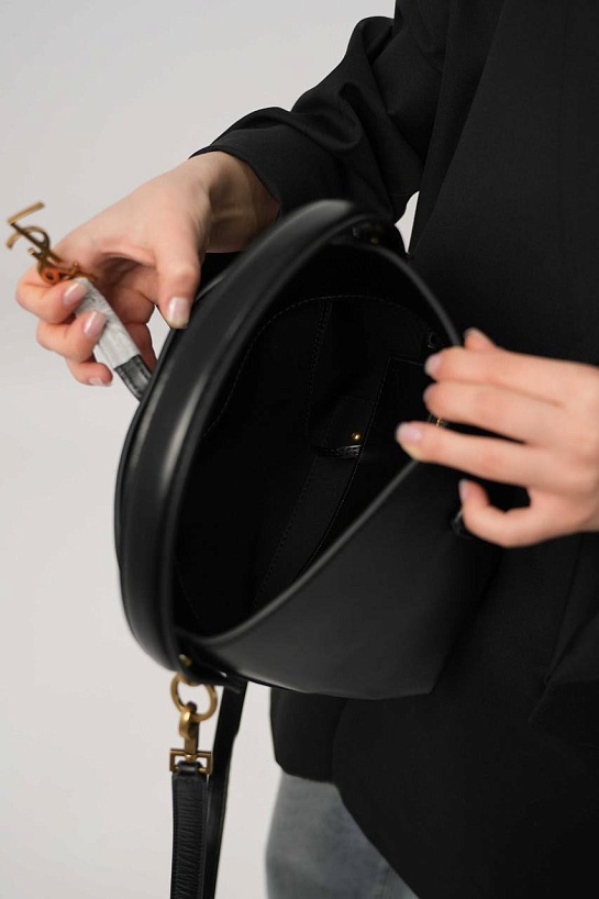 Кожаная сумка Yves  Saint Laurent Le 37 bucket bag 25x25 см