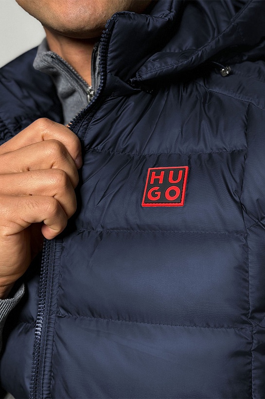 Мужской тёмно-синий жилет Hugo Boss