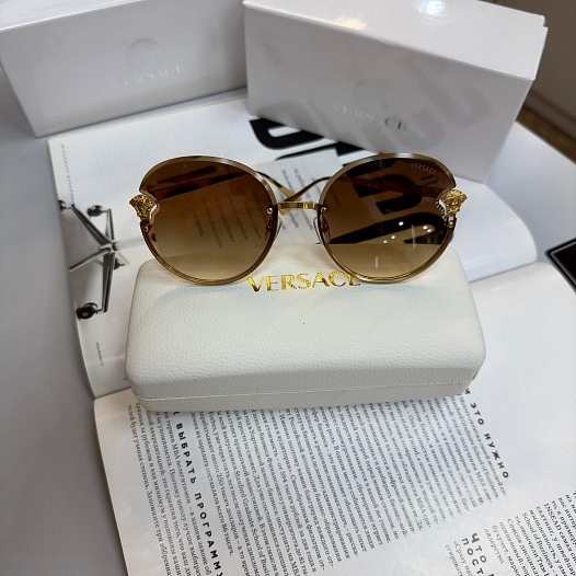Солнцезащитные очки Versace Glam Medusa   