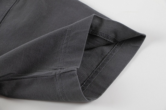 Серая оверсайз футболка Gothic logo