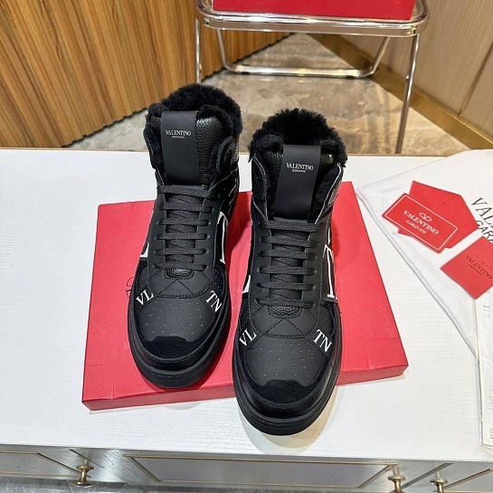 Кроссовки с мехом Valentino VL7N high-top 