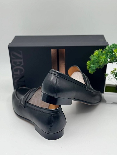 Чёрные кожаные лоферы Zegna   