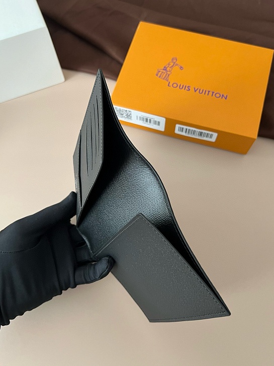 Кожаная обложка для паспорта Louis Vuitton Premium 14x9.5x1.5 см