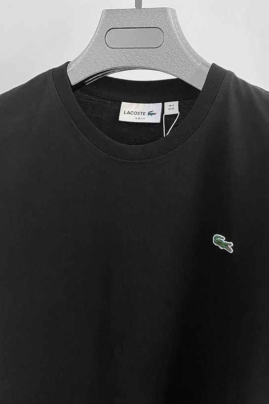 Мужская чёрная футболка Lacoste