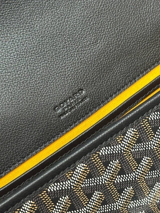 Кожаная сумка Goyard Belvedere Messenger PM premium 22x17x6 см