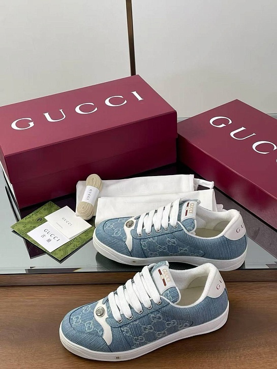 Женские кроссовки Gucci GG Interlocking
