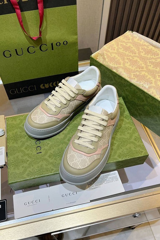 Женские кроссовки Gucci Chunky B Premium - Beige / Grey