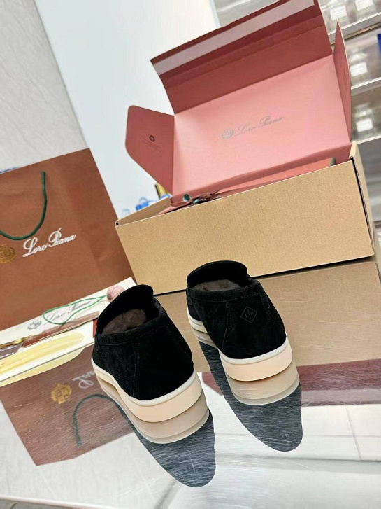 Женские замшевые лоферы Loro Piana Summer Charms Walk premium