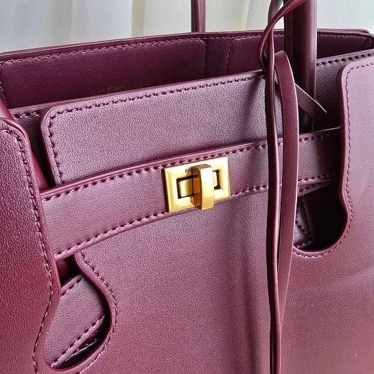 Кожаная сумка Balenciaga Carry All 37x26 см