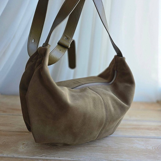 Женская бежевая чёрная сумка MIU MIU 34x23 см   