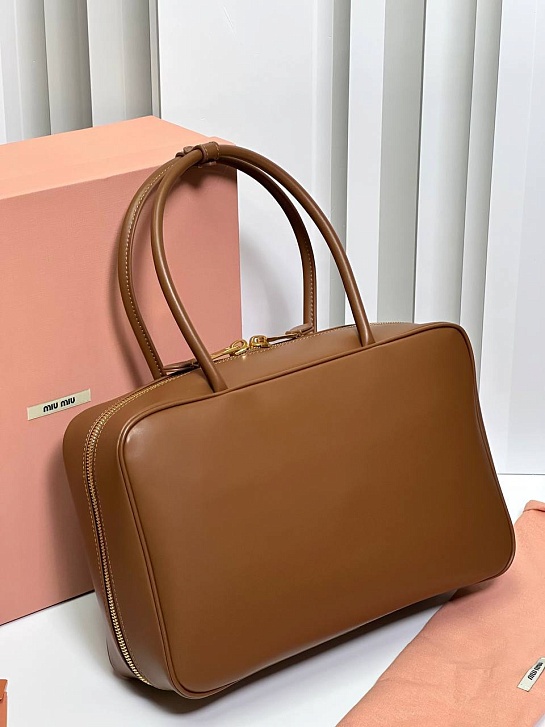 Кожаная сумка MIU MIU Premium 34x22x10 см