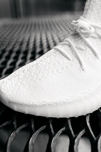 Кроссовки Adidas Yeezy Boost 350 V2 - White   