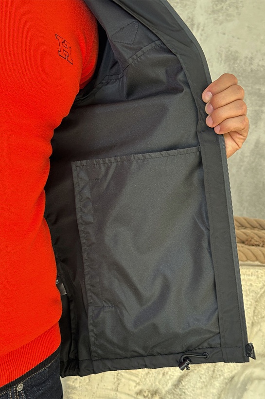 Мужская чёрная ветровка Prada logo-plaque