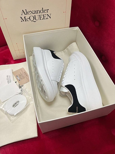 Женские кожаные кроссовки Alexander McQueen premium   