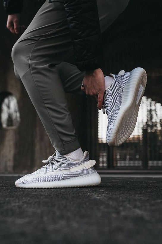 Кроссовки Adidas Yeezy Boost 350 V2 “Static” Reflective