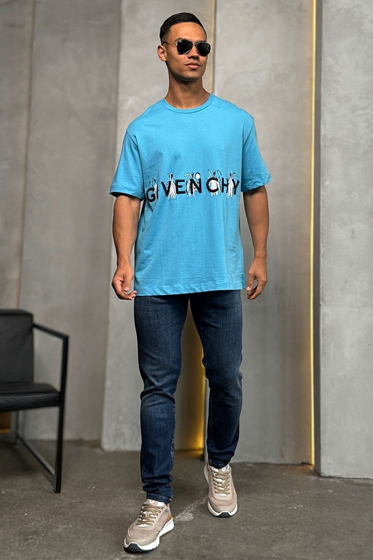 Голубая оверсайз футболка Givenchy embossed logo