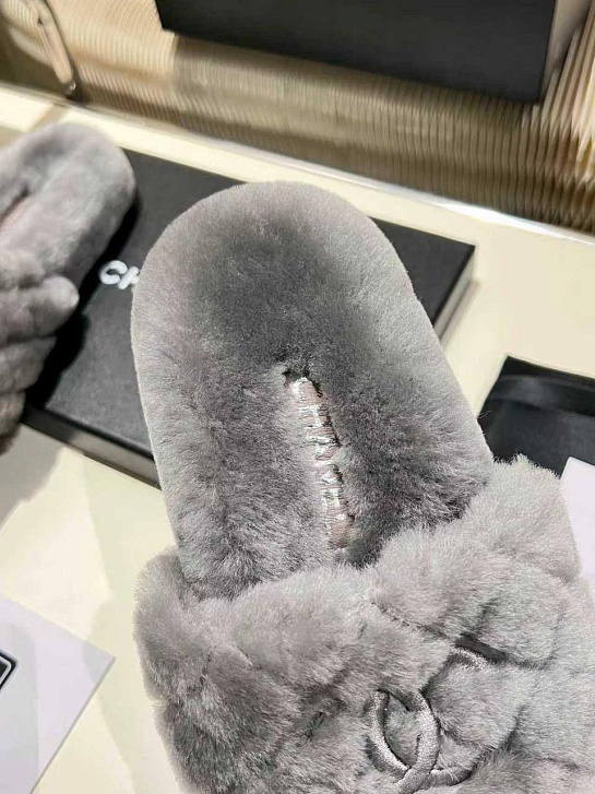 Женские меховые шлёпанцы Chanel Oran premium - Grey