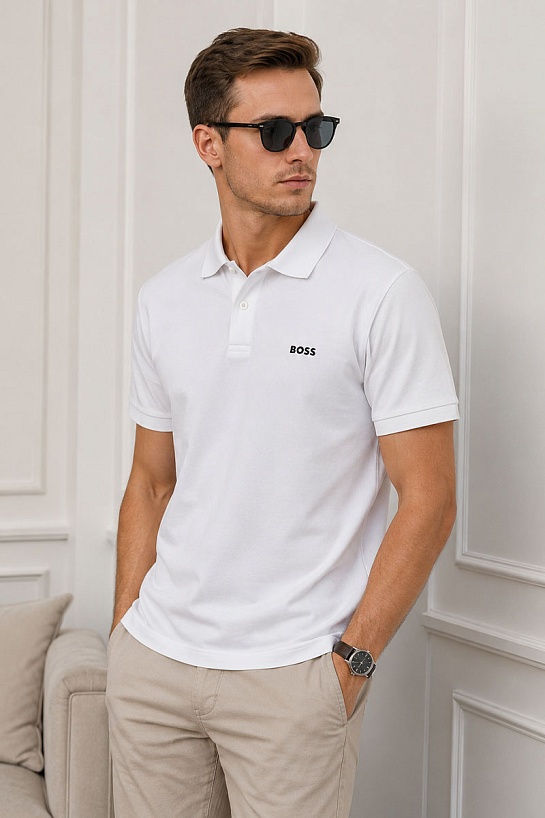 Мужское поло Hugo Boss белого цвета