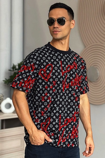 Чёрная оверсайз футболка Louis Vuitton Heart monogram all-over   