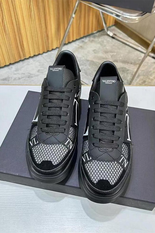 Кожаные кроссовки Valentino low-top - Black
