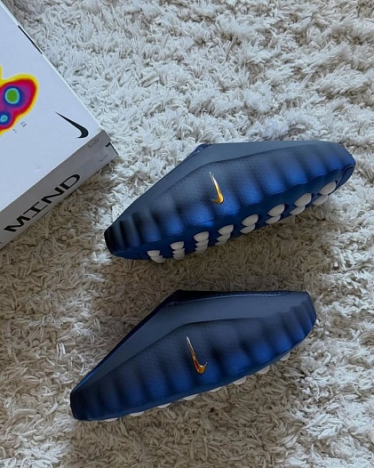 Слайды Nike Mind 001 - Blackened Blue Game Royal   
