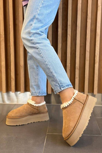 Женские зимние слиперы с мехом UGG Tasman   