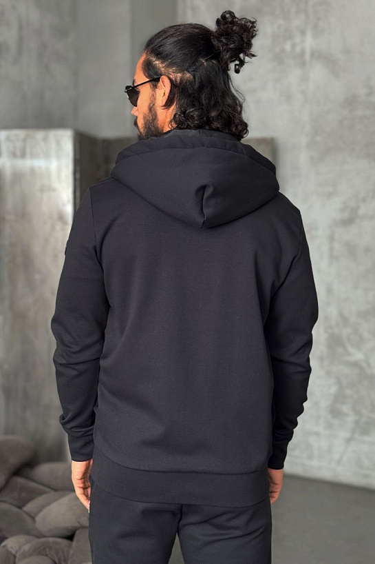 Чёрная кофта на молнии Moncler