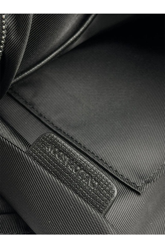 Кожаная сумка Burberry серого цвета 36x28x9 см