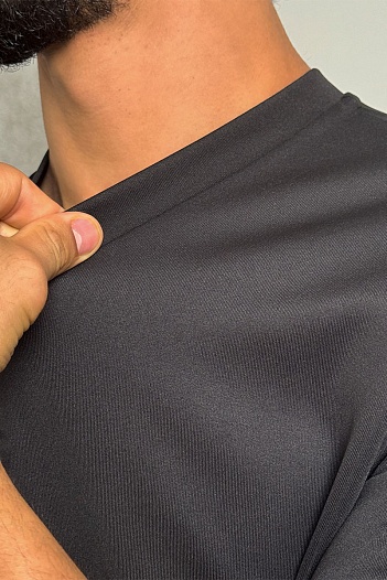 Чёрная оверсайз футболка Dolce&Gabbana logo-plaque   