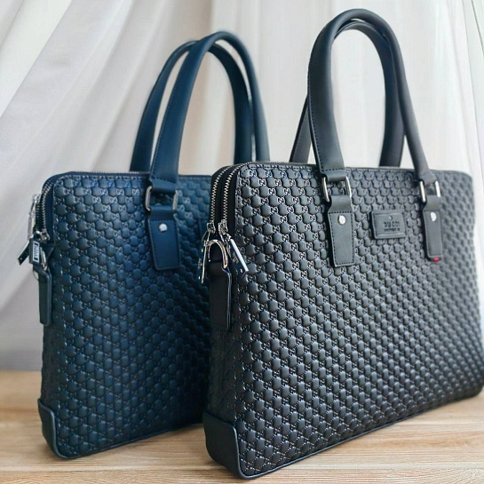 Кожаная сумка Gucci GG Supreme briefcase 38х28 см