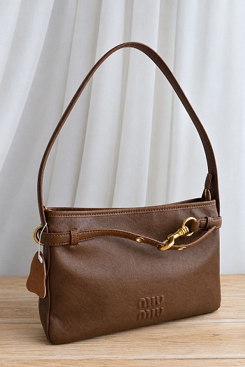 Кожаная сумка MIU MIU 32x18 см   