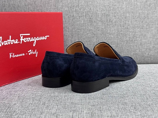 Мужские замшевые лоферы Salvatore Ferragamo   