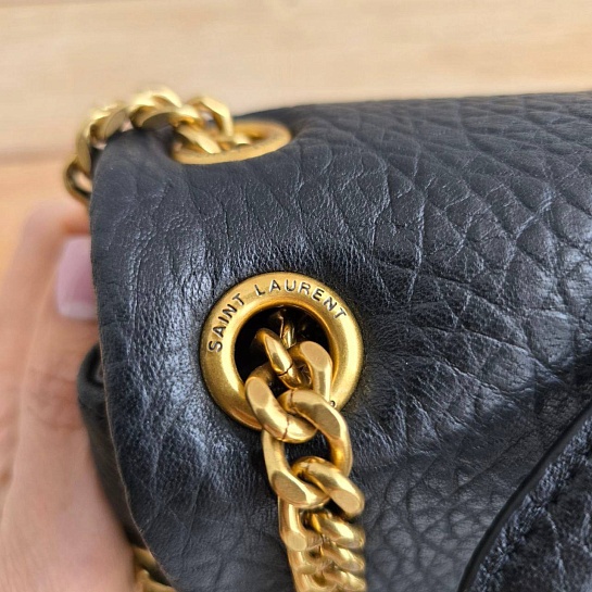 Кожаная сумка Yves Saint Laurent Calypso Small 33x17 см