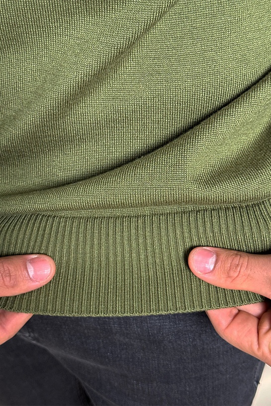 Водолазка зелёного цвета Stone Island compass-patch