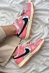 Кроссовки Nike SB Dunk Low "Barbie"