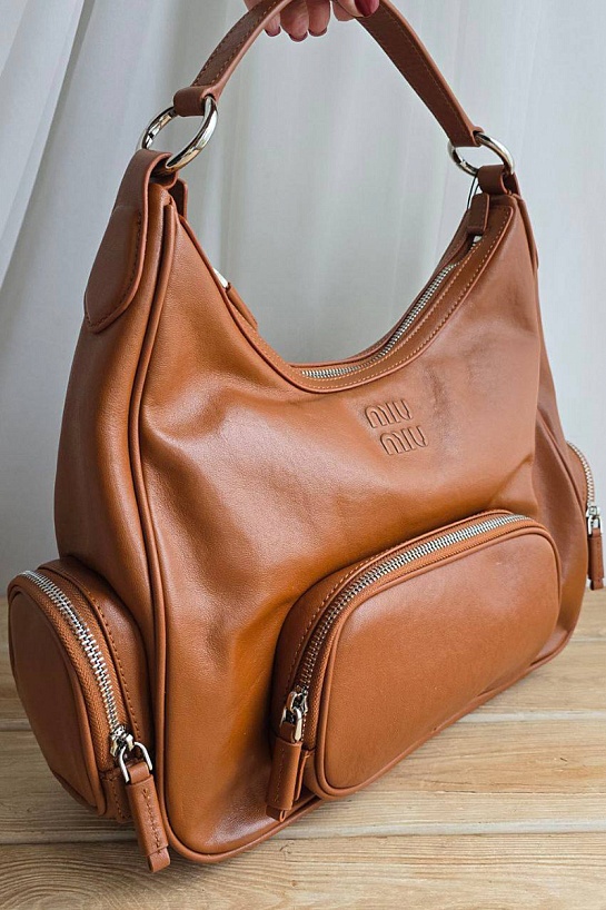 Женская кожаная сумка MIU MIU 34x23 см