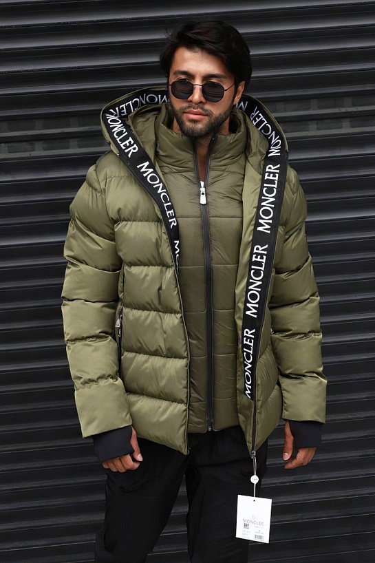 Утеплённая куртка оливкового цвета Moncler logo-patch