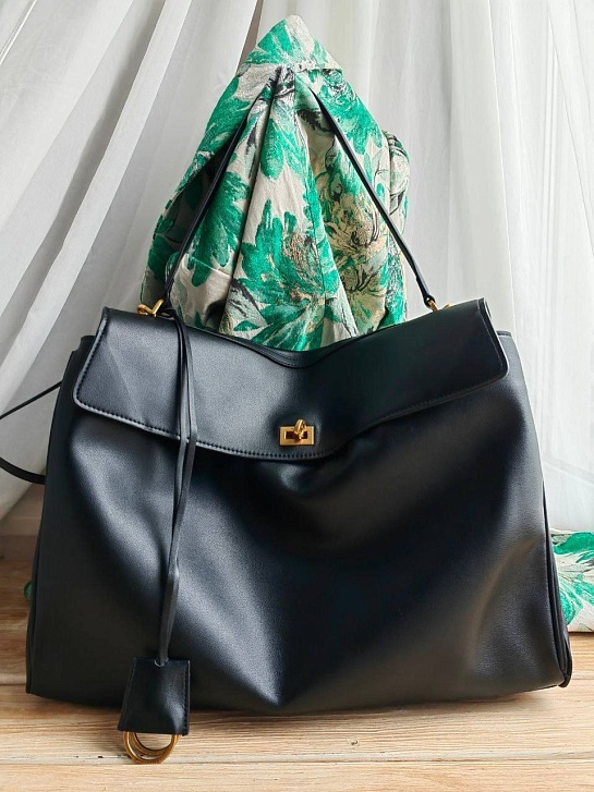 Женская сумка Balenciaga Rodeo 35x23 см (2 расцветки)