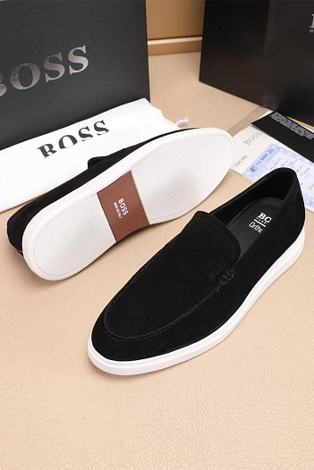 Мужские замшевые лоферы Hugo Boss   